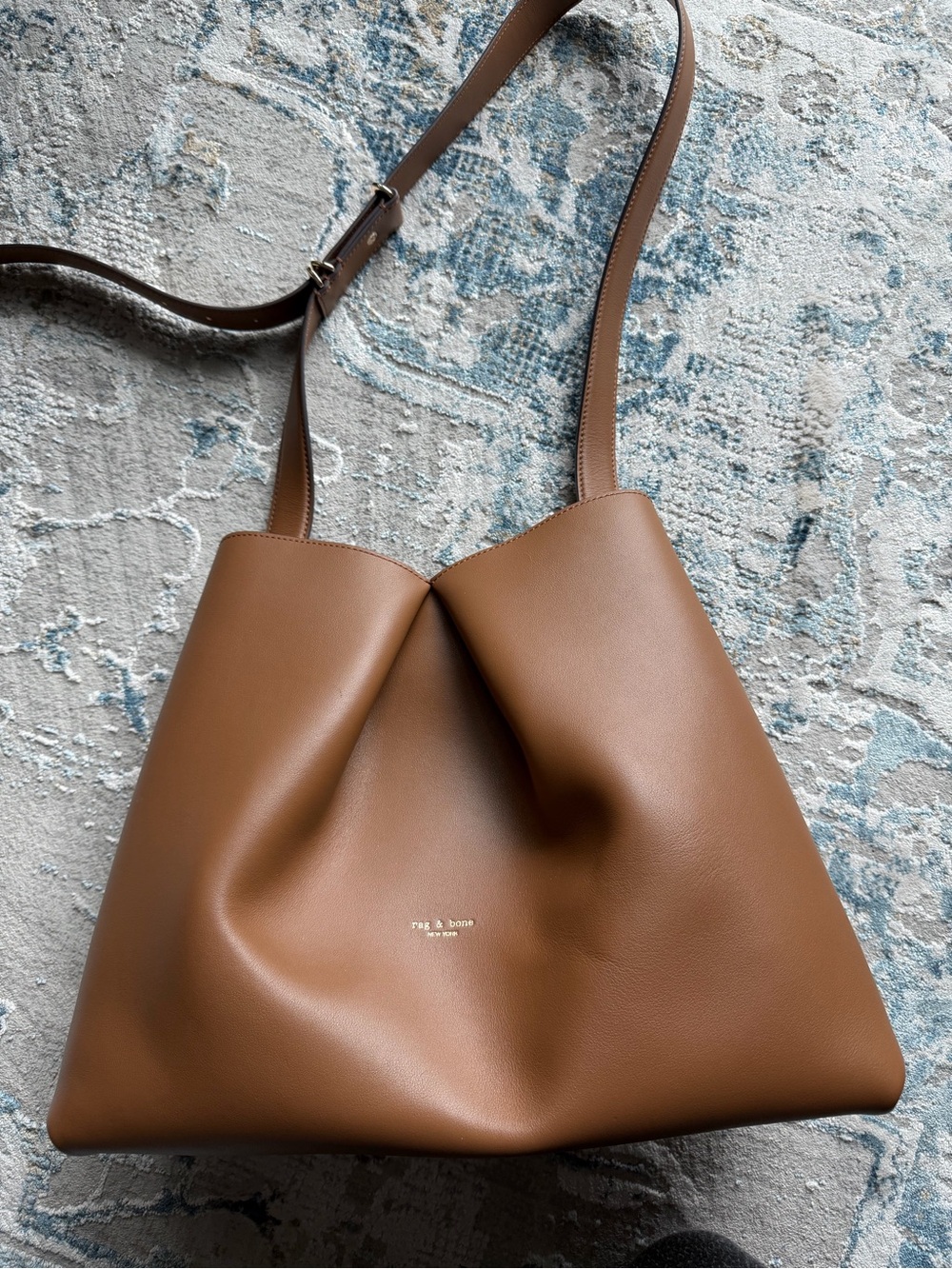 NWOT rag & bone tan leather slouch shoulder bag